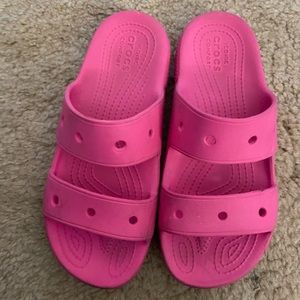 Croc slides